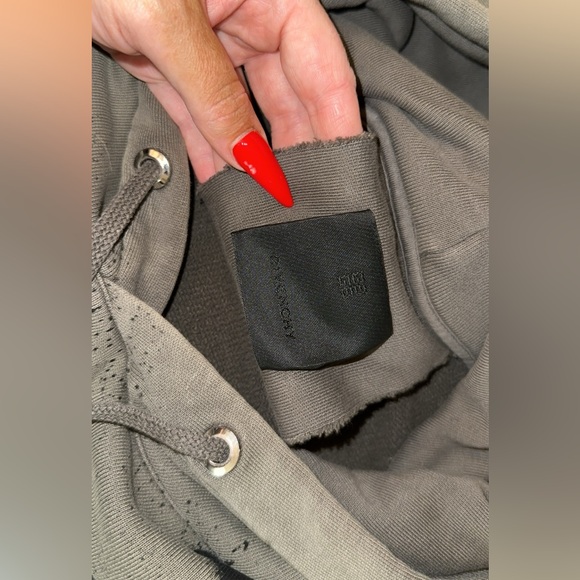 GIVENCHY X Chito Dog Print Graffiti Hoodie - Picture 12 of 13